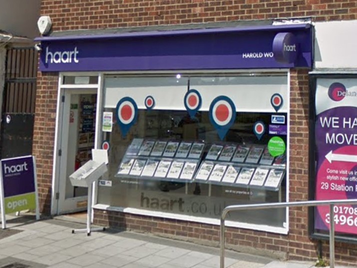 5 bedroom Detached House Avenue Road, Harold Wood £800,000 haart