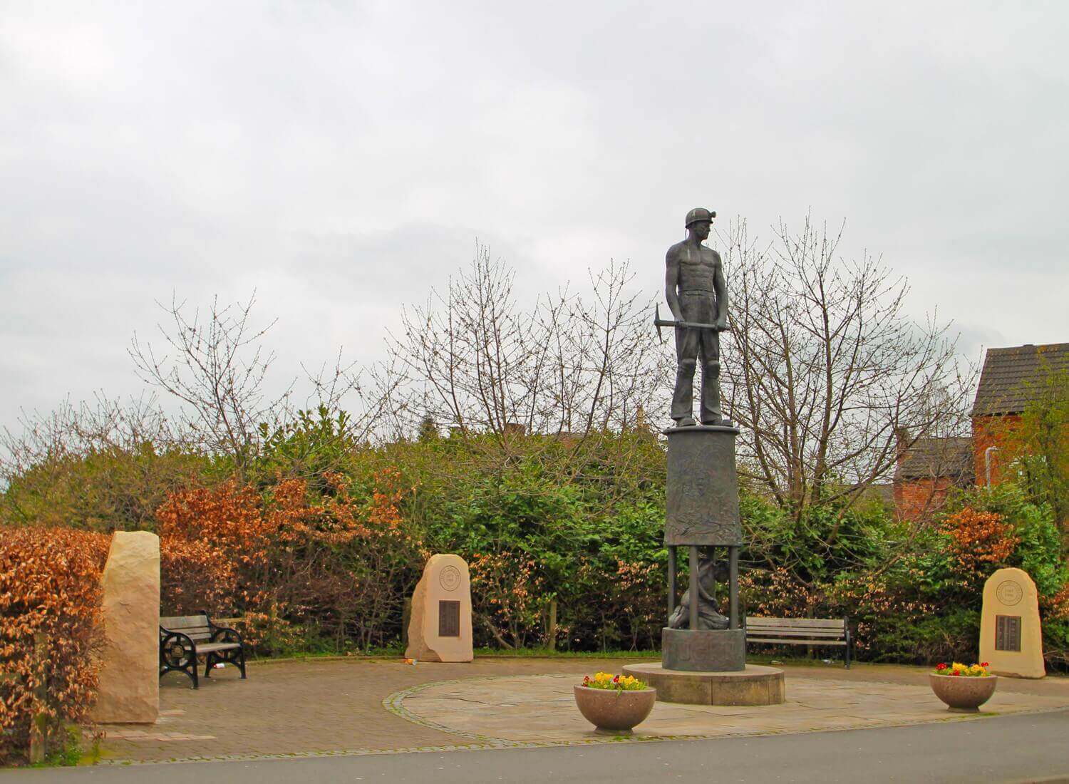 Estate Agents Hucknall Free Property Valuations haart