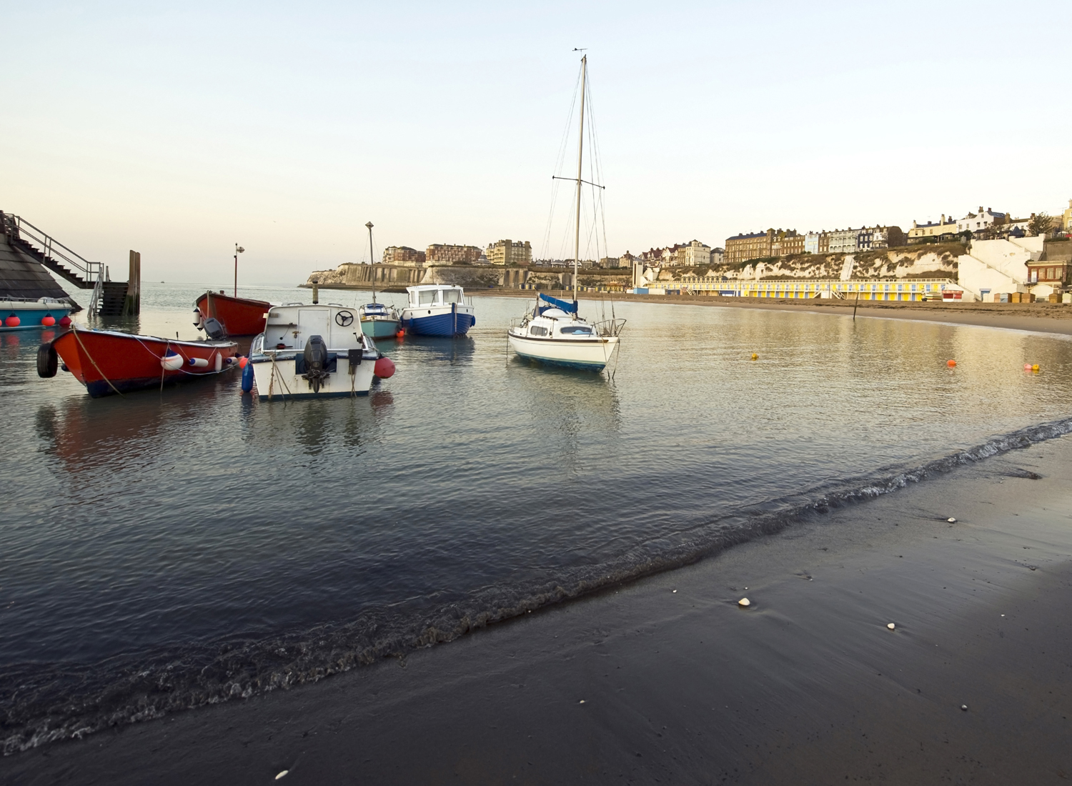 Estate Agents Property Valuations haart