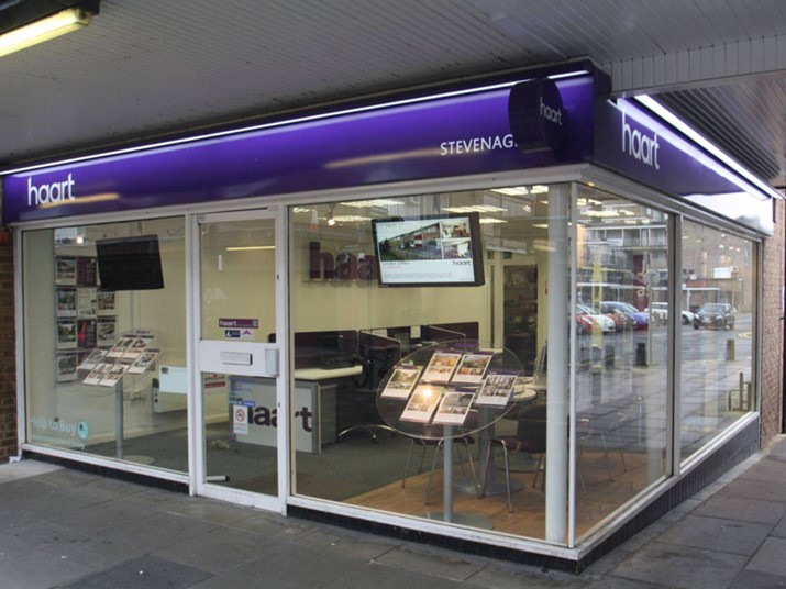 3 bedroom MidTerrace House Lonsdale Road, Stevenage £325,000 haart