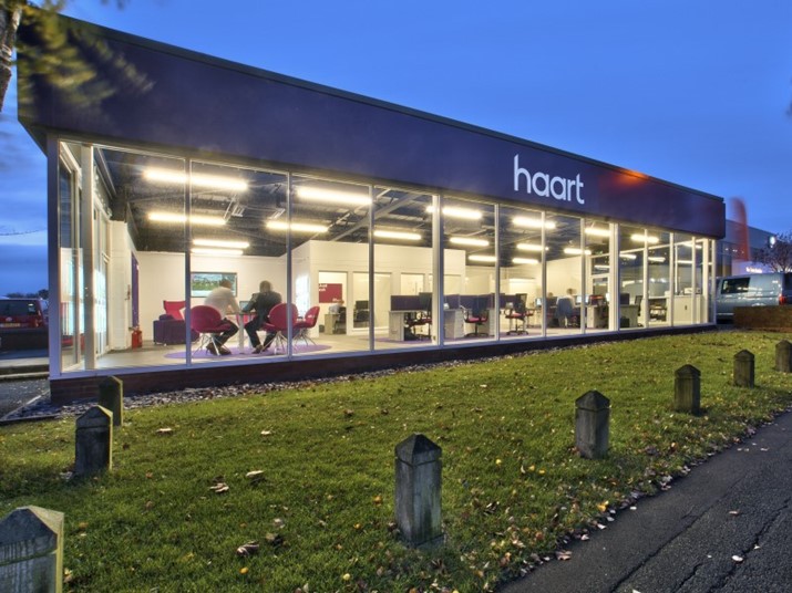 1 bedroom Flat / Apartment Milton Road, Swindon £750 Per Month haart